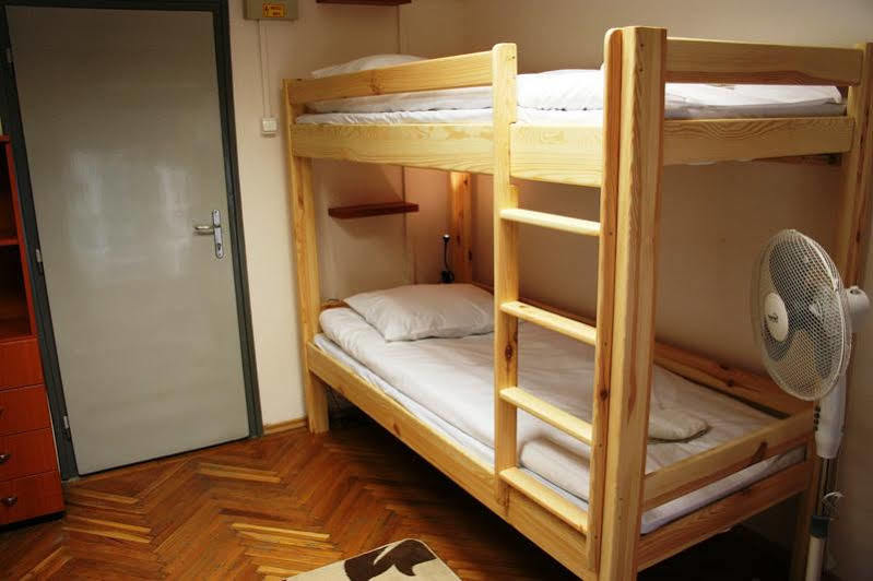 Walking Bed Budapest Downtown Vandrehjem Eksteriør billede